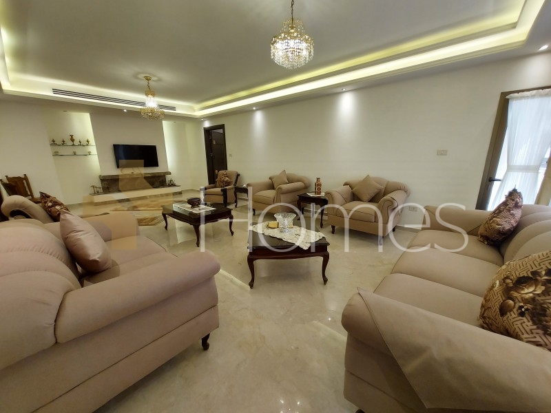 شقة مفروشة للايجار في اجمل مناطق عمان دير غبار بمساحة بناء 280م