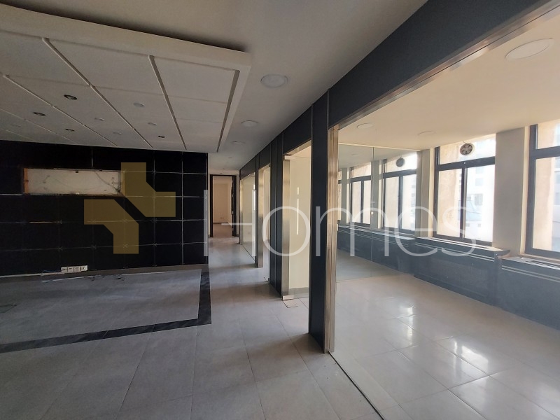  Office for rent in Shmeisani, office space 230 m