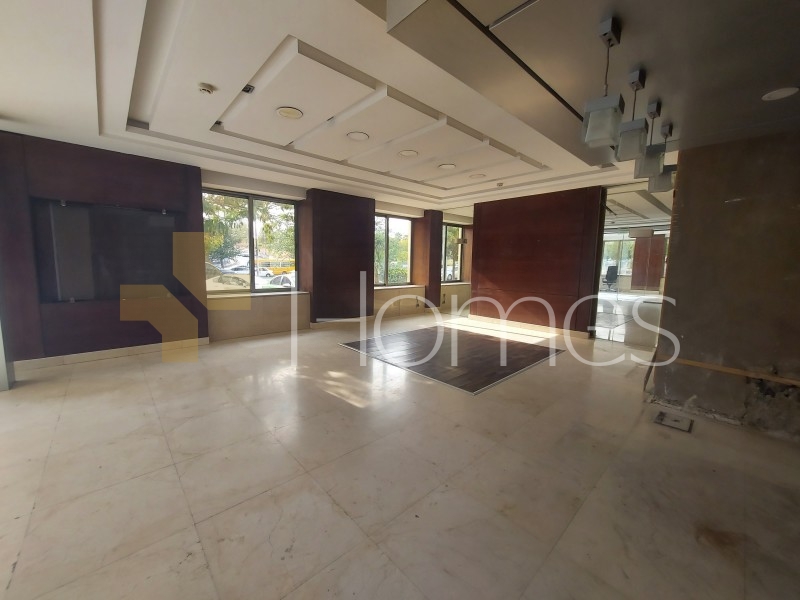 Office for rent, ground floor in the Medical City, with area 260m