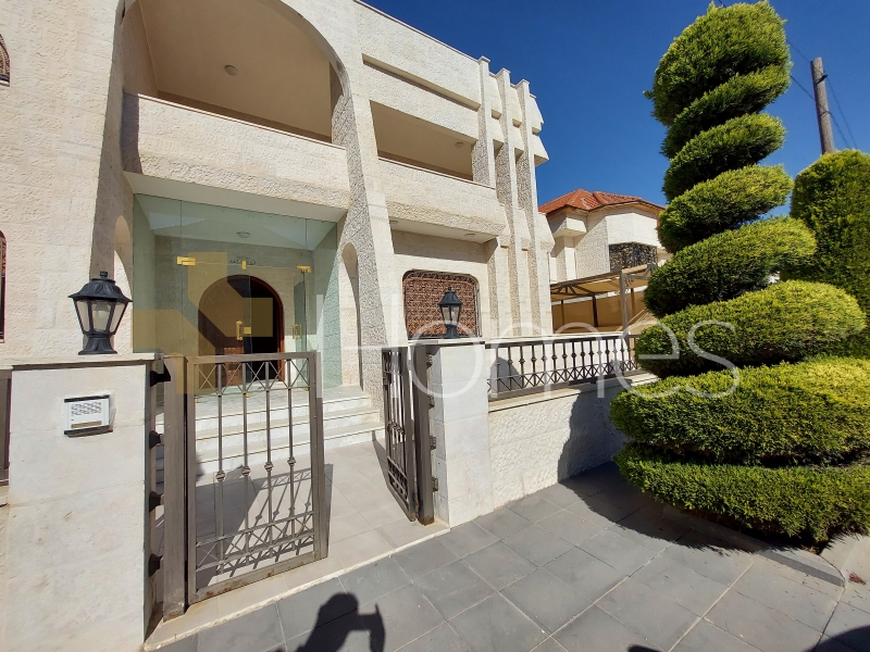 Standalone villa in Dabouq for rent with a land area of 500m