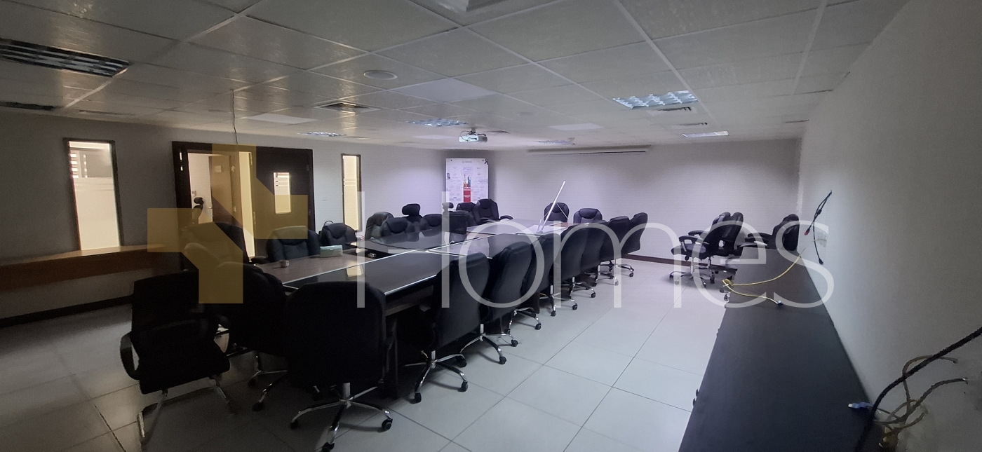 Full floor office for rent in Wadi Saqra, office area 486m