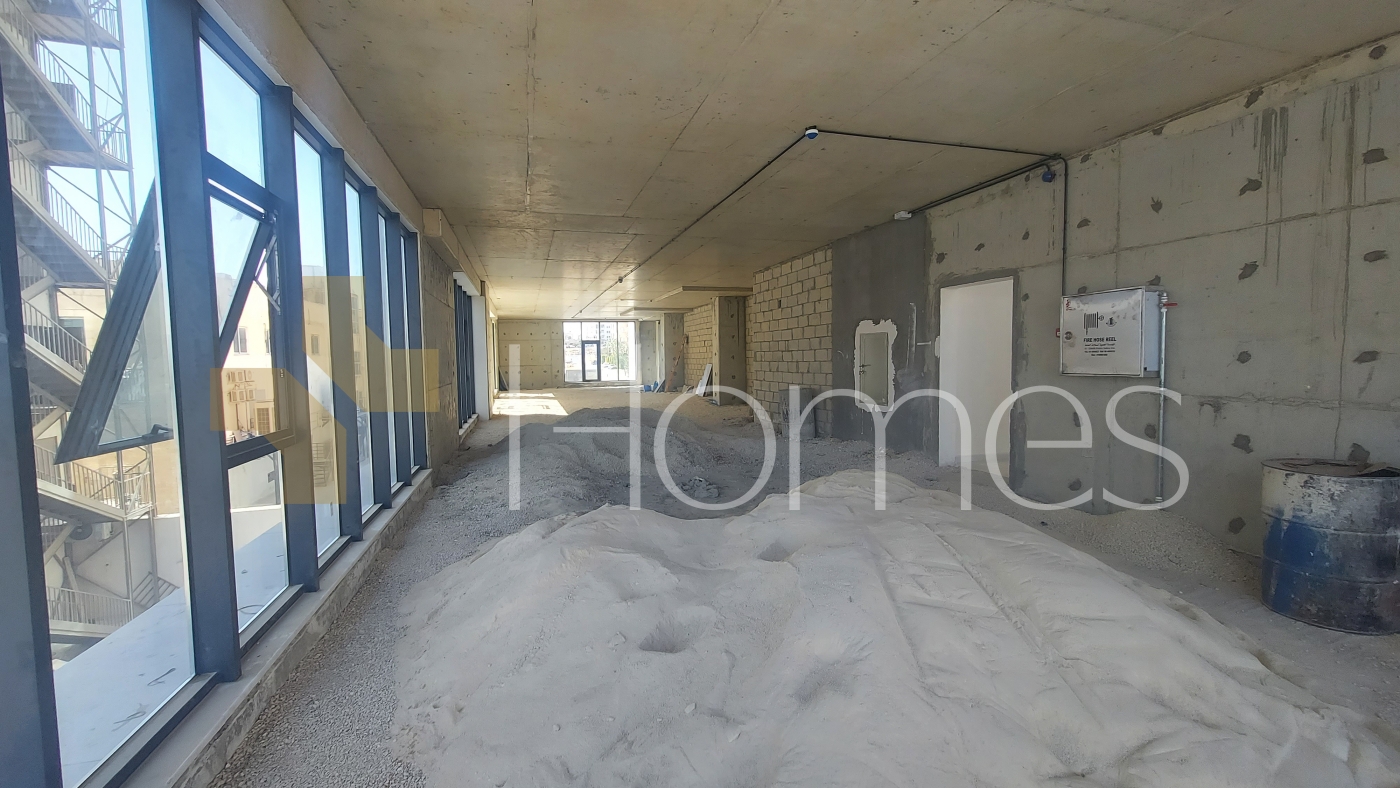 3floor office on two streets for rent in Khalda, area 1540m