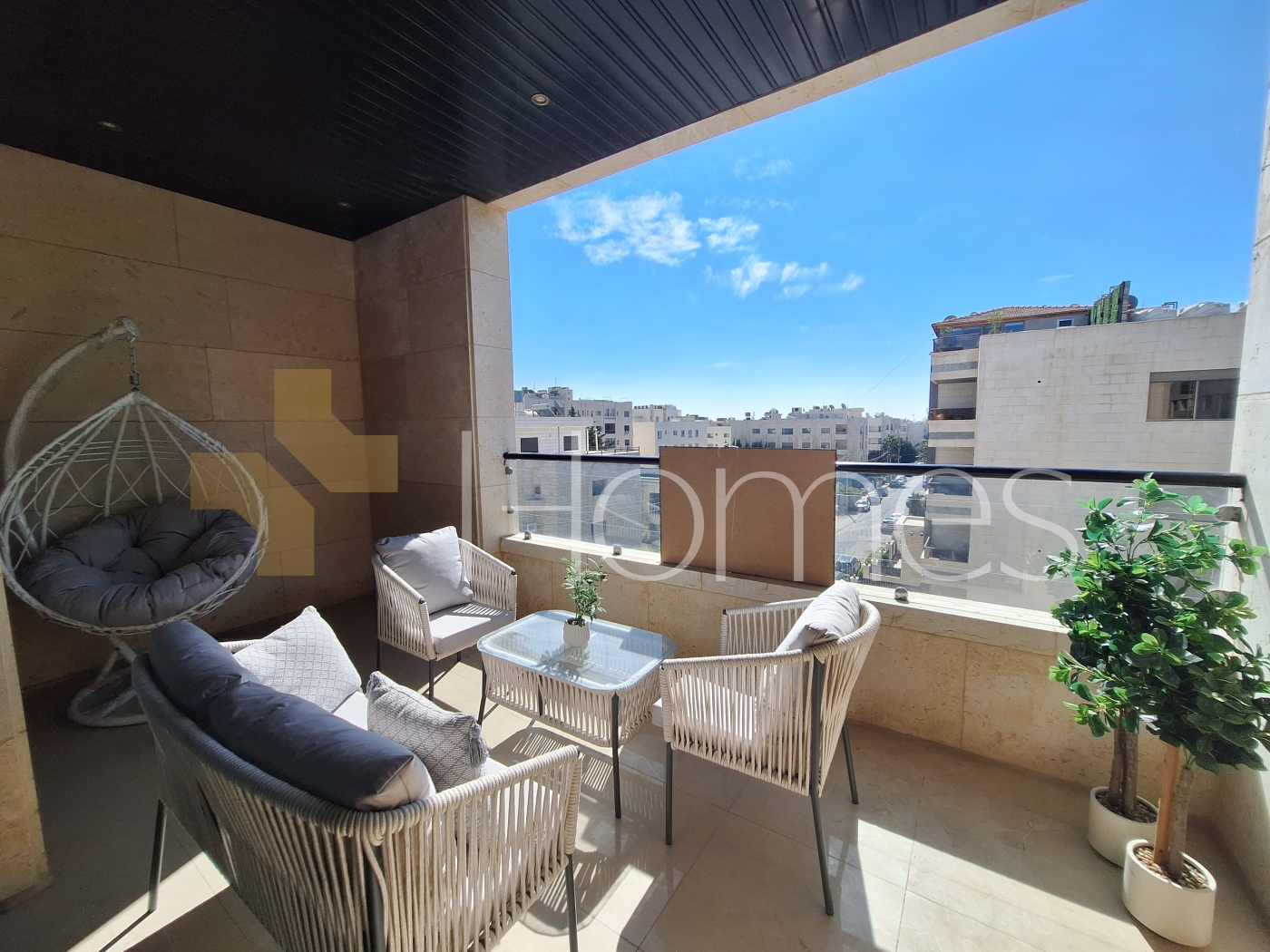 Furnished 3rd floor apartment for rent in Abdoun 115m