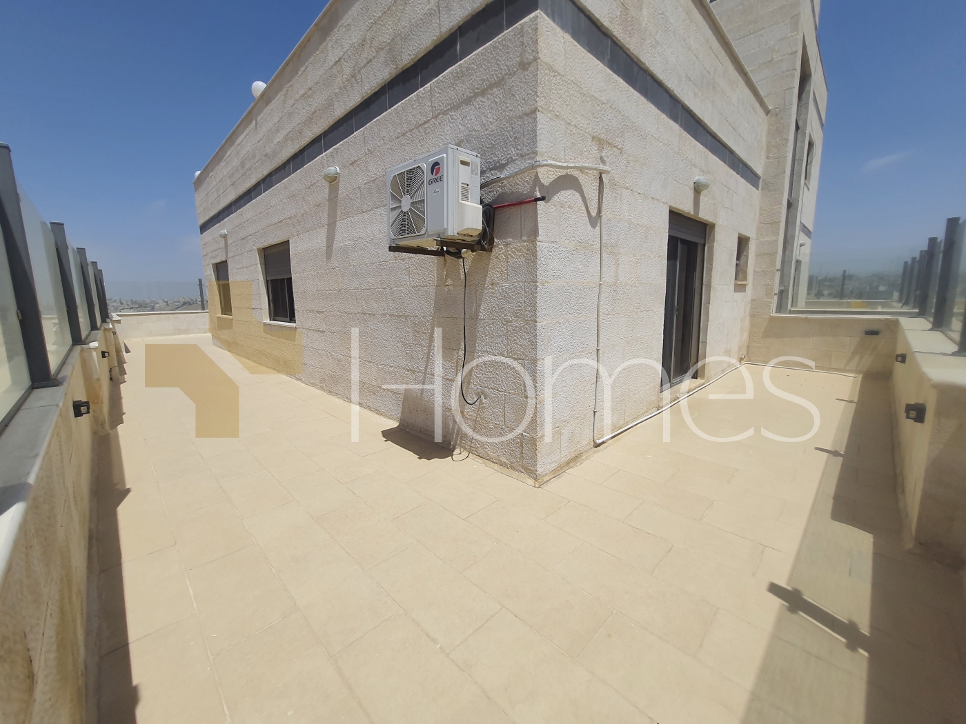 Duplex first floor for rent in Al-Thuhair, total built-up area 177m