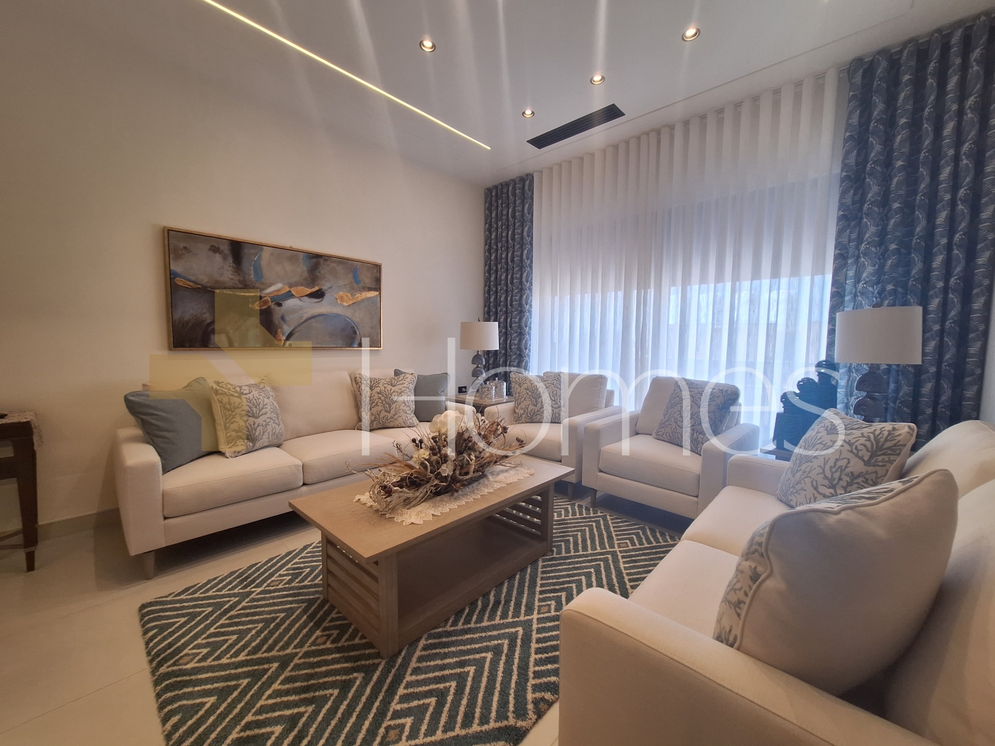Second floor apartment for rent in Sweifieh 80m