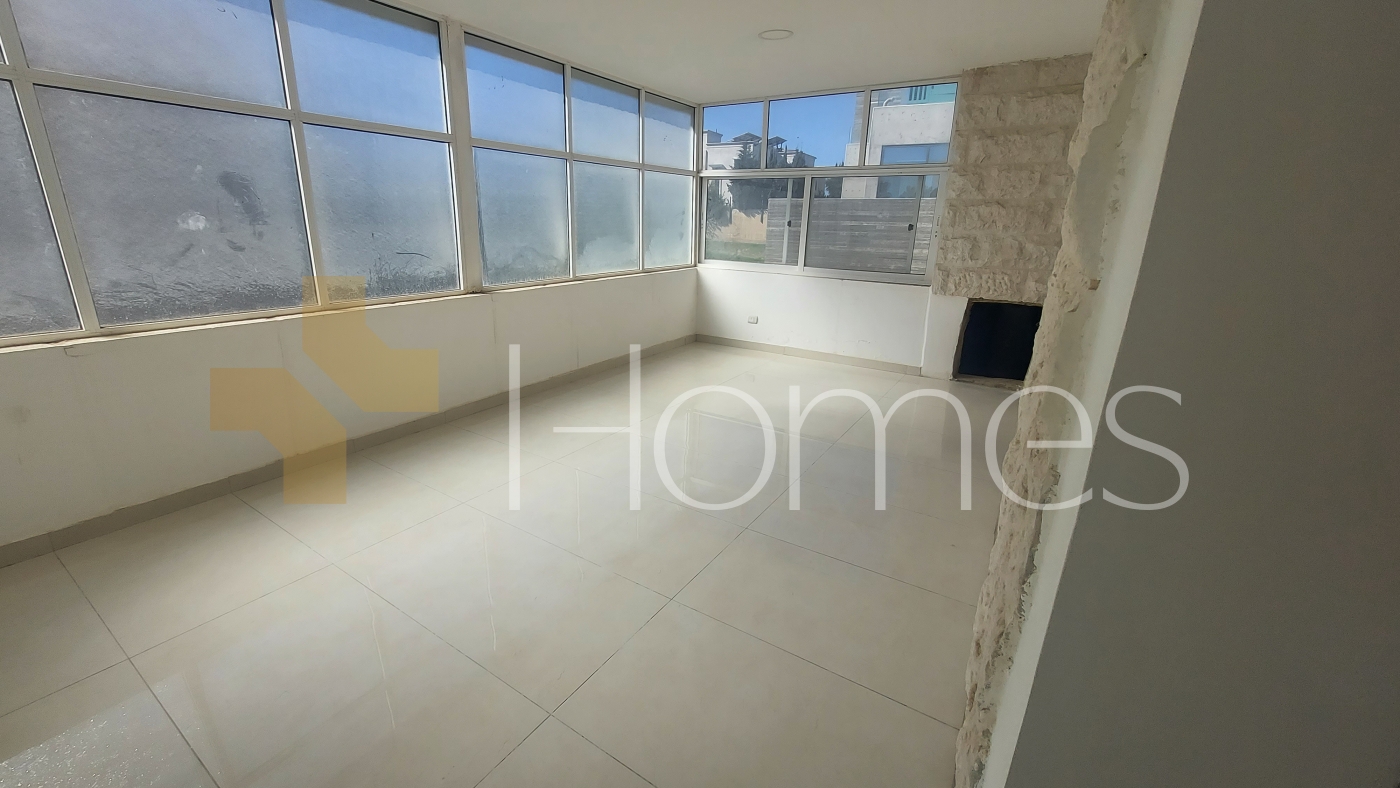Commercial roof for rent in Abdoun with a building area of 400m 