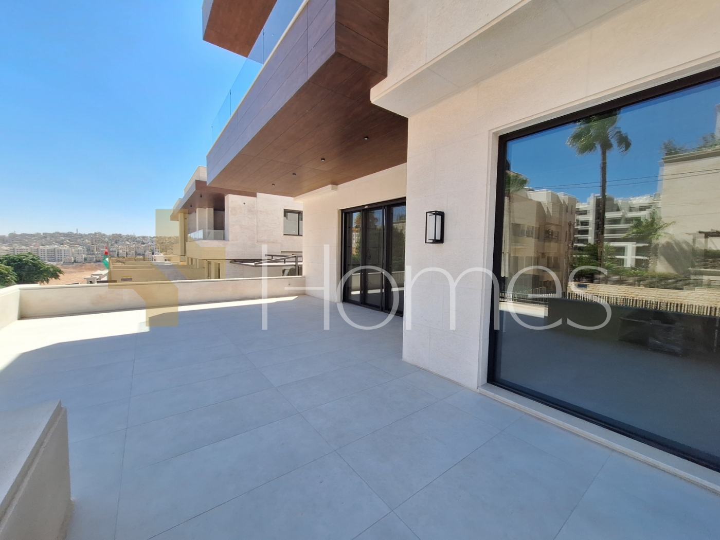 Ground floor apartment with a terrace for rent in Abdoun 212m