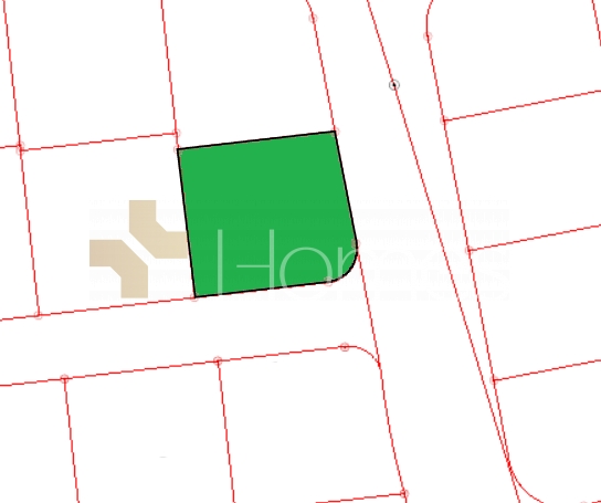 Residential land for sale in Hajjar Al Nabulsa on two streets with an area of 810 m