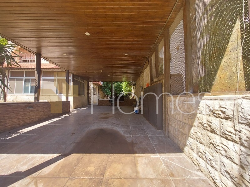 Duplex ground floor with garden for sale in Khalda total area of 340m