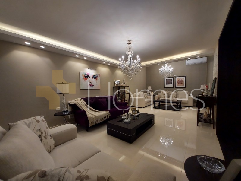 Luxurious Flat apartment for sale in Dabouq 340m