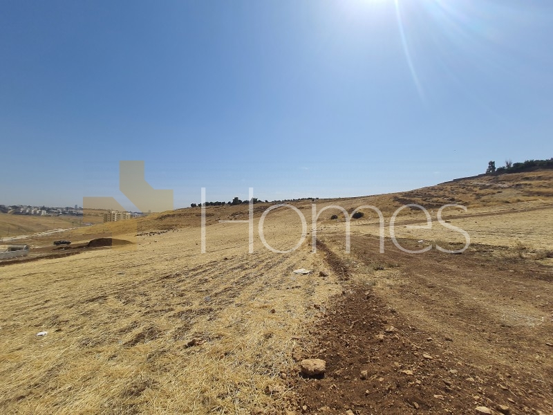Land for sale in Rujm Omaish, with an area of 5,032sqm