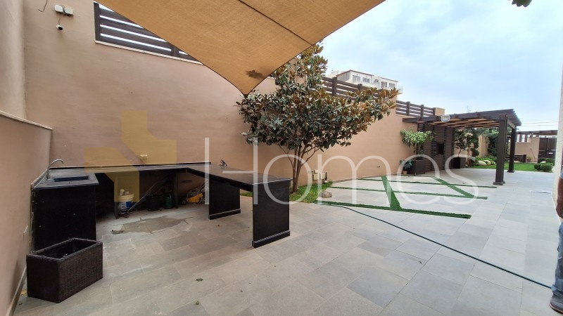 Duplex ground floor with garden for sale in Dair Ghbar 417m