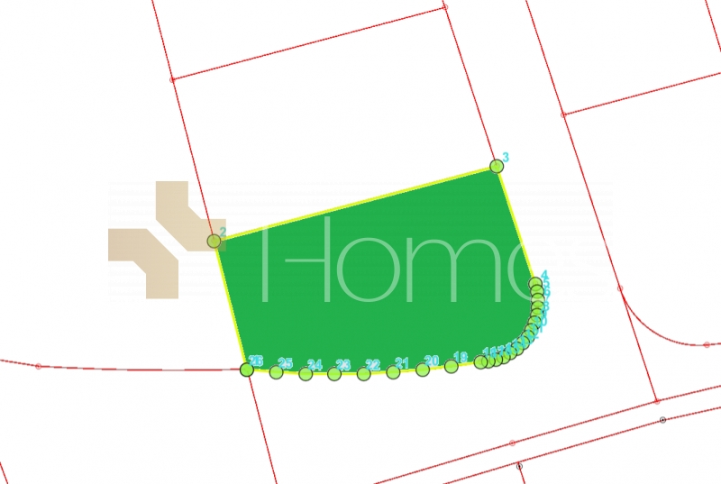 Land on two streets for sale in Hjar Al-Nawabelseh, with an area 1127m