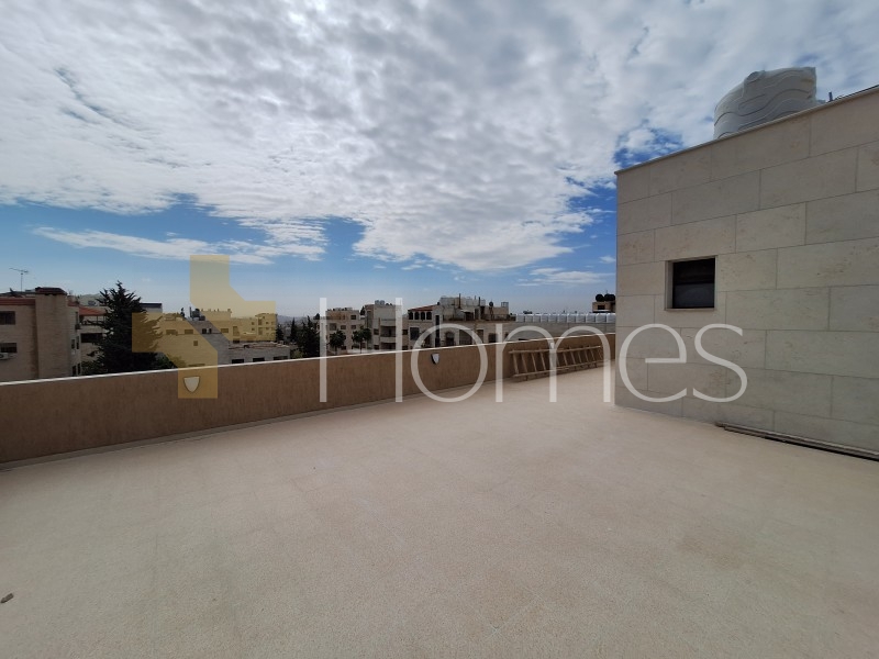 Duplex last floor with roof for sale in Dahiet Al-Amir Rashid 180m