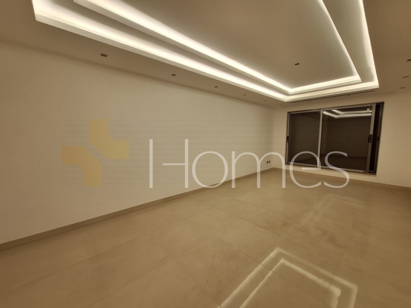 Apartments with terrace for sale in Dabouq 215m