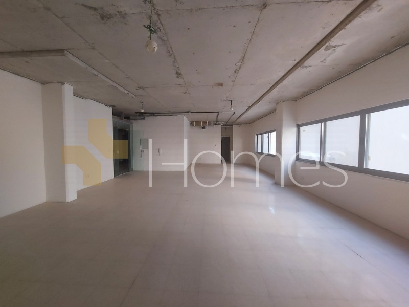 Office in a companies area for sale in Al Shmeisani120m