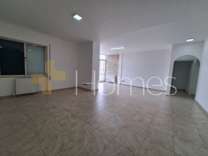 Ground floor apartment for sale in Sweifeyeh 168m