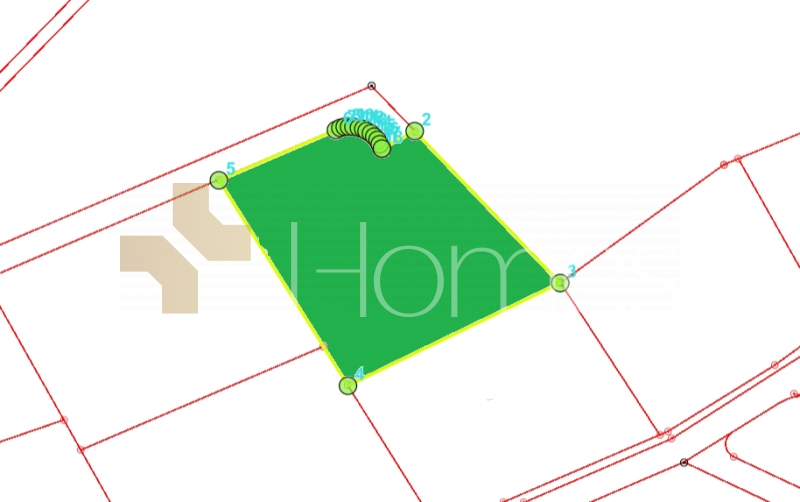 Land suitable for building a private farm in Na'or, an area of 2613m