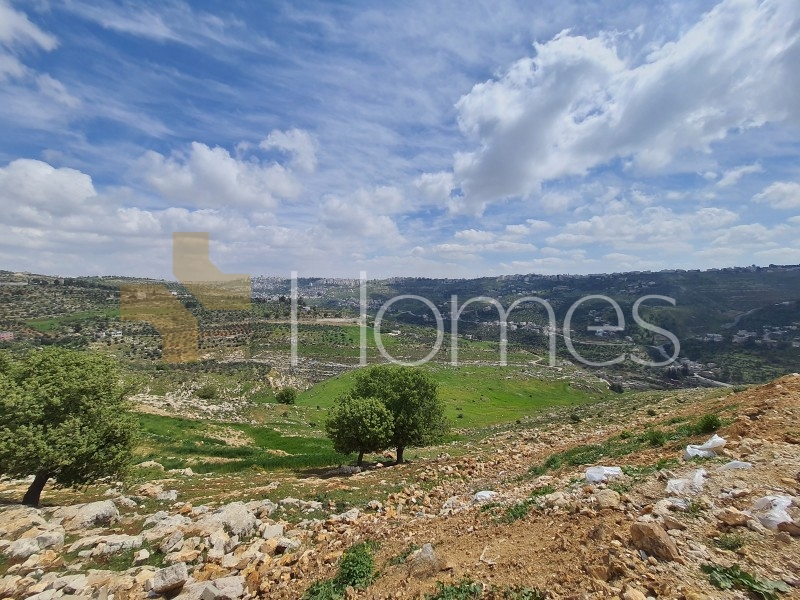 Land suitable for building a villa for sale in Abu Al Soos, of 1200m