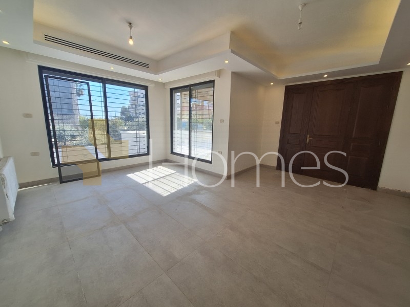 Ground floor with terrace for sale in Dahiet Al-Amir Rashid 180m
