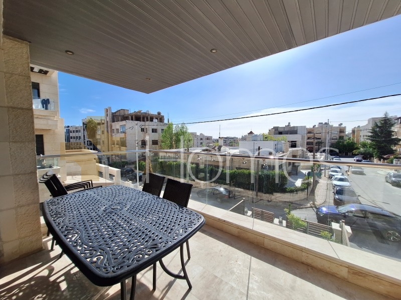First floor apartment for sale in Abdoun 175m