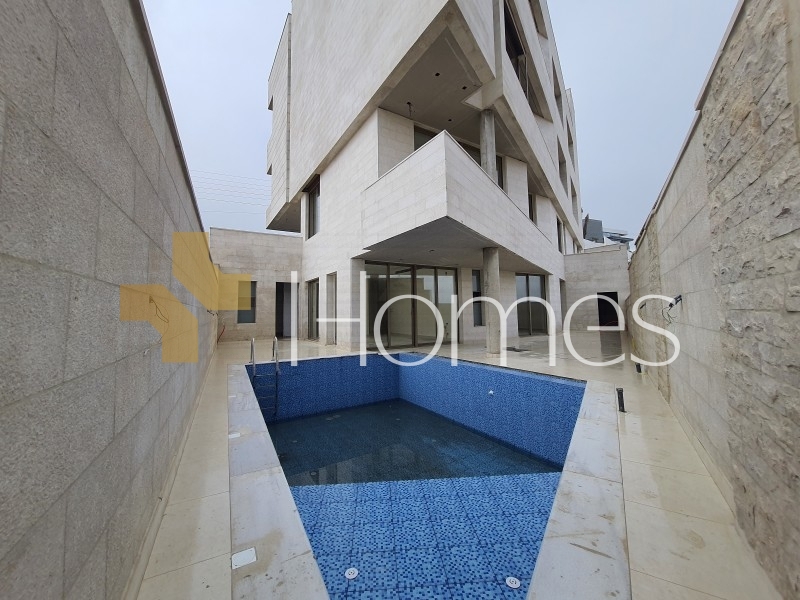 Building for sale in Al-Thuhair with a building area of 1350m