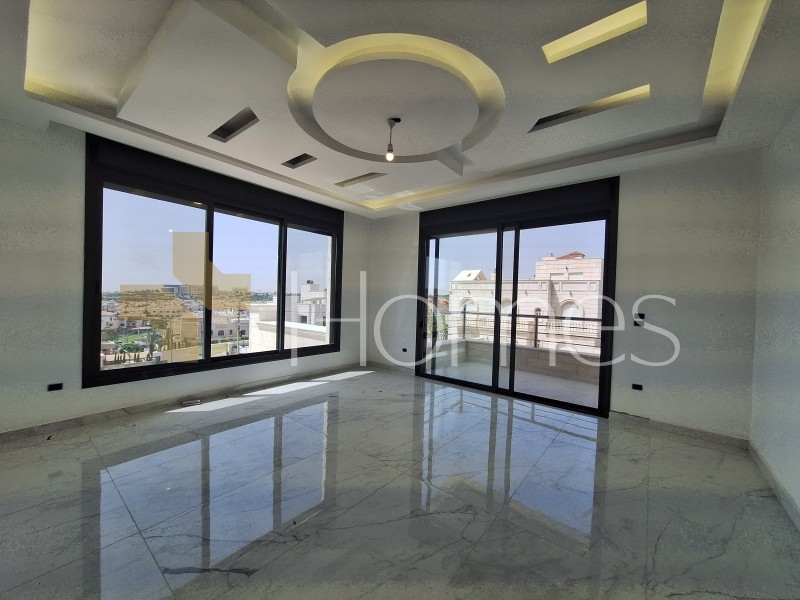 First floor apartment for sale in Khalda 235m