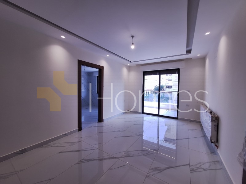 First floor apartment for sale in Dair Ghbar 155m