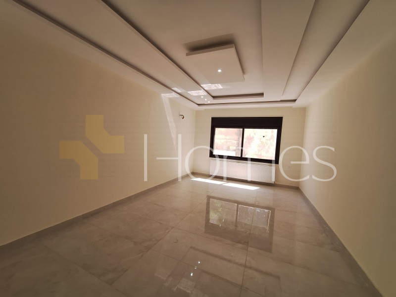 First floor apartment for sale in Al Fuhais 177m
