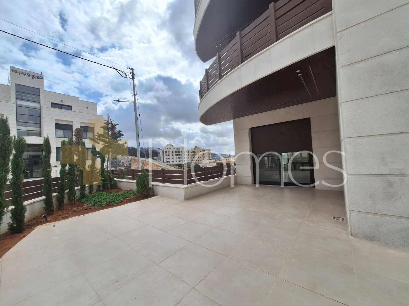 Ground floor apartment with a garden for sale in Al Hummar 205m