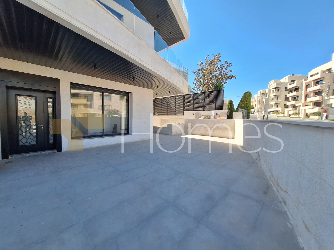 Ground floor apartment with a terrace for sale in Abdoun 300m