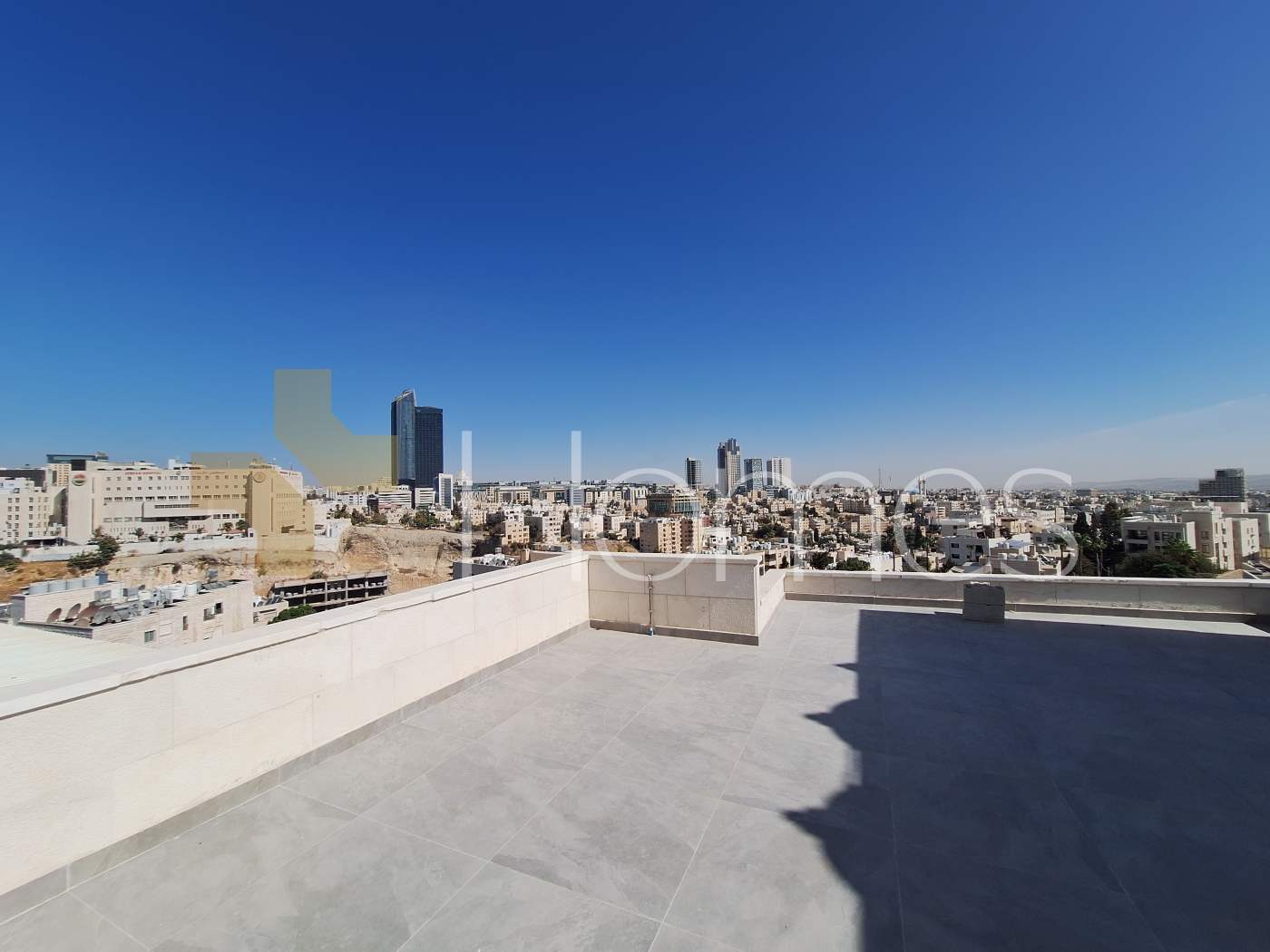 Duplex last floor with roof for sale in Fourth Circle 280m