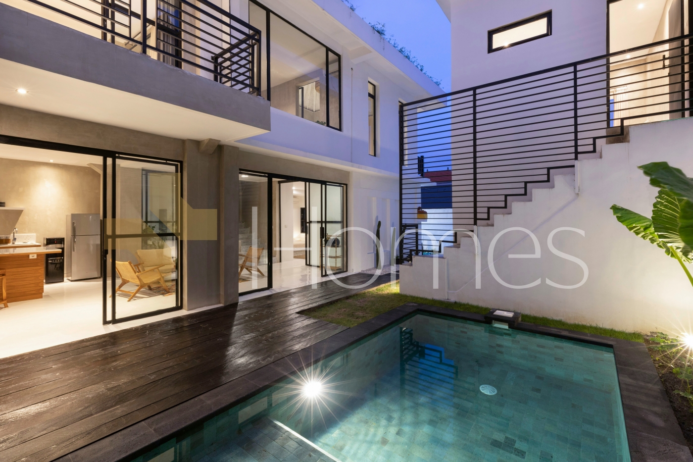 Attached villas for sale in Al-Dumaina, building area starting 300m