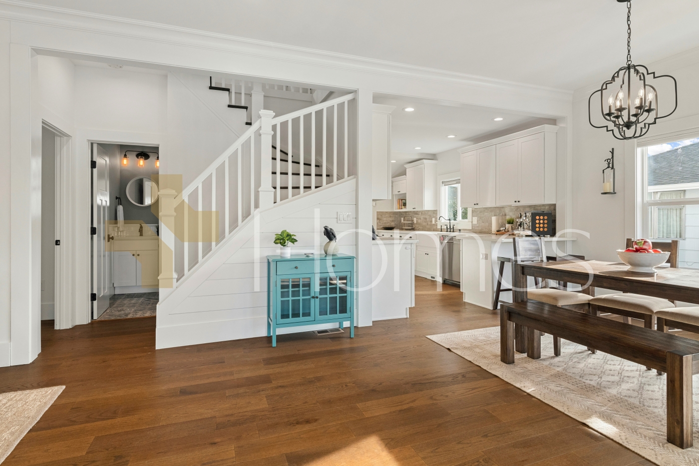 Duplex last floor with roof for sale in Qaryet Al Nakheel, area of 225m 