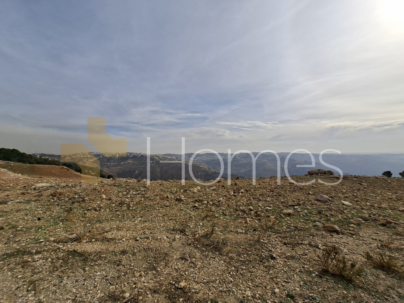Land on two street for sale in Marj El Hamam, land area of 3860m
