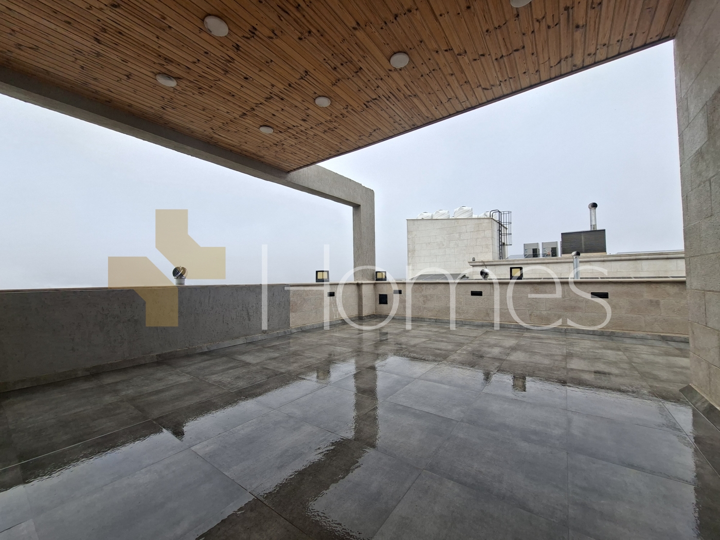 Duplex first floor with terrace for sale in Al-Thuhair, area of 262m