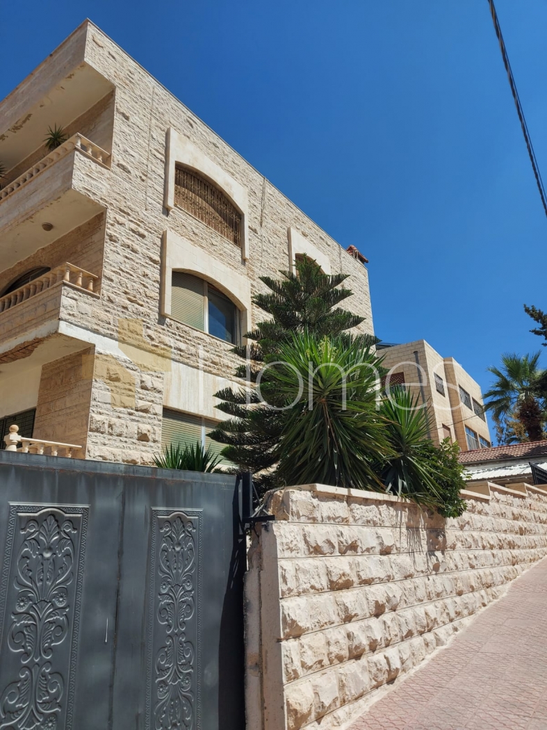 Residential building for sale in Shmeisani 