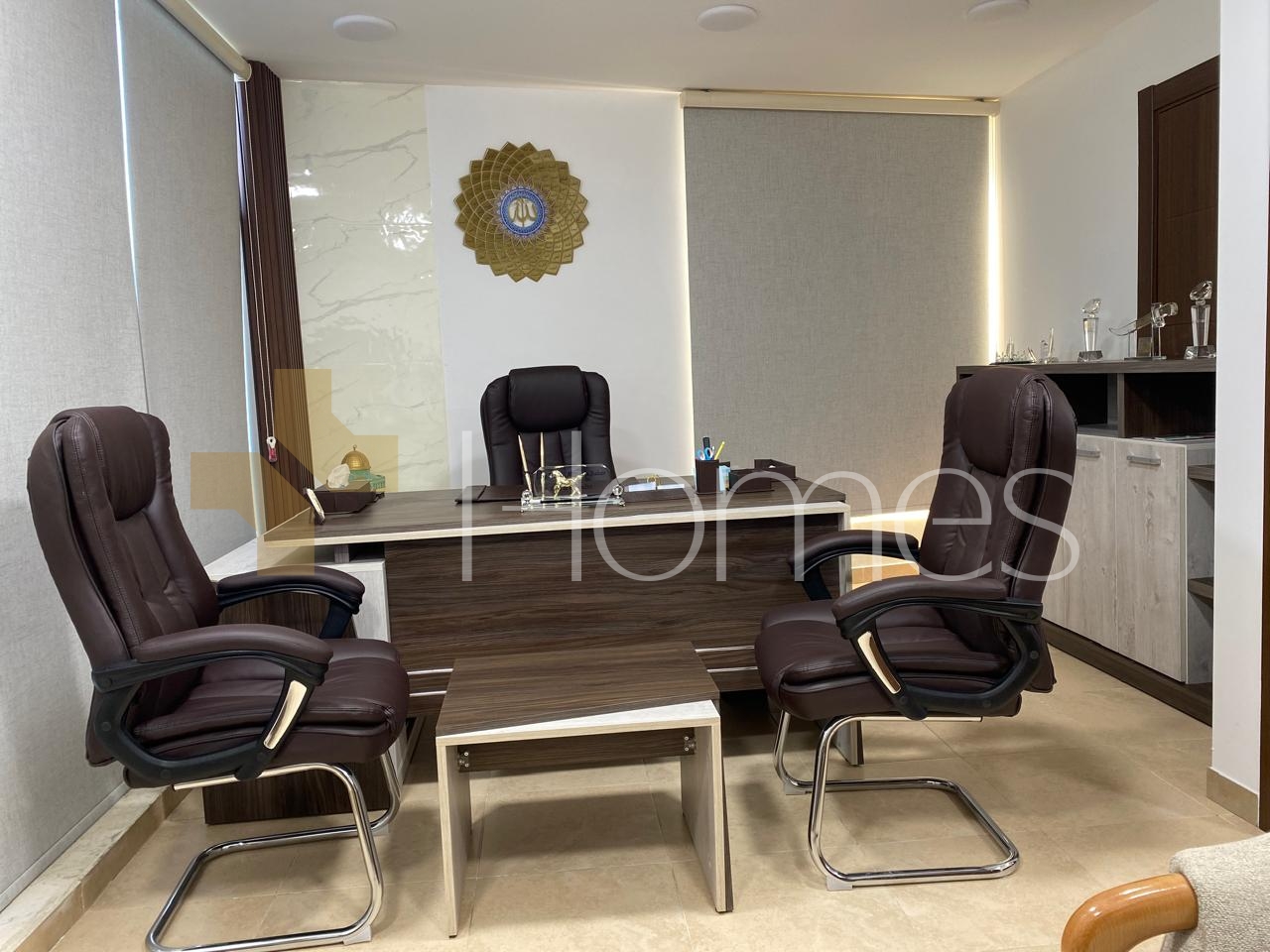 Furnished 3rd floor office for sale in Wadi Saqra, area of 51m