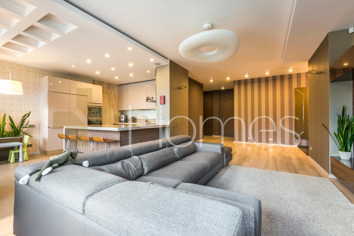 Duplex last floor with terrace for sale in Coridor Abdoun, area of 300m