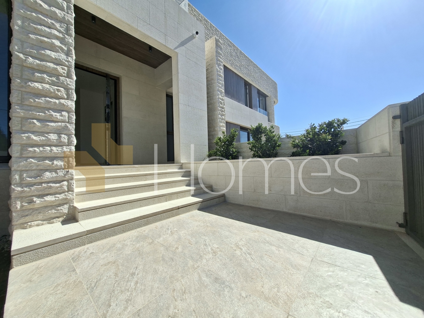 Semi independent villa with swimming pool for sale in Rujm Omaish