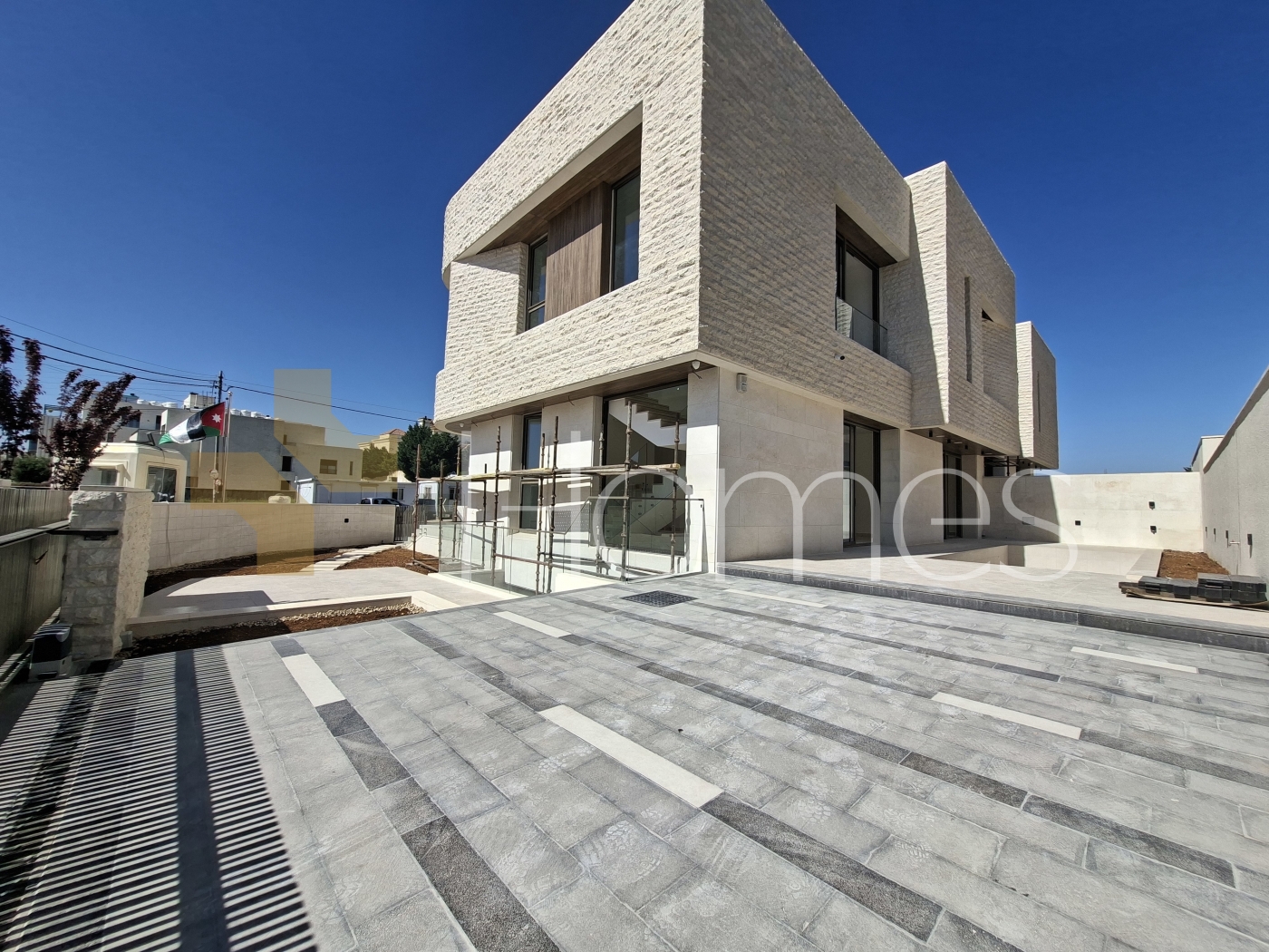 Semi independent villa with swimming pool for sale in Rujm Omaish