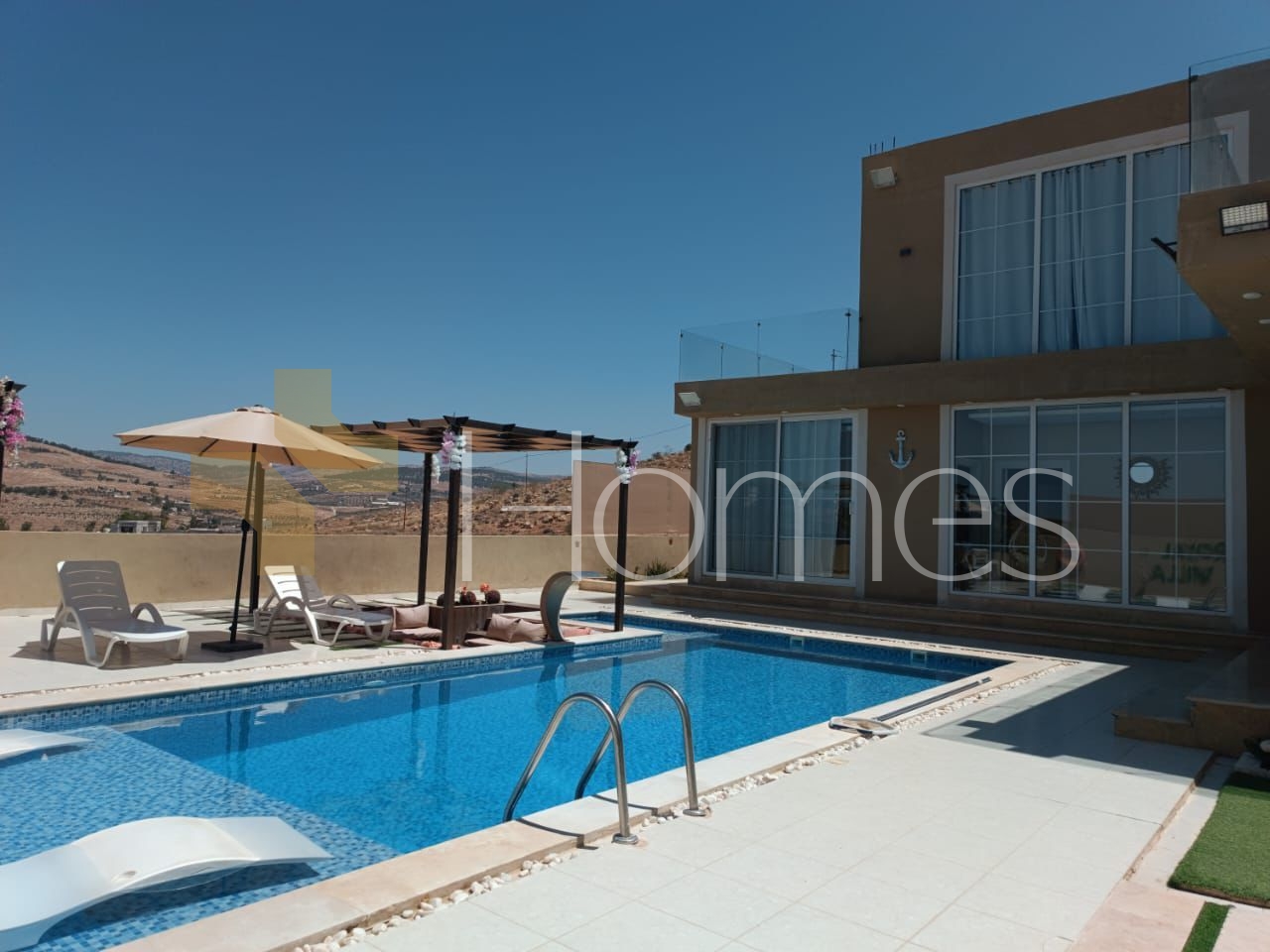 Farm with pool for sale in Jerash with a land area of 500m