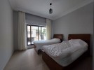 First floor apartment for rent in Jabal Amman building area of 100m