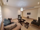 شقة طابق ثاني للايجار في عبدون بمساحة بناء 220م