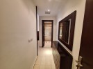 شقة طابق ثاني للايجار في عبدون بمساحة بناء 120م