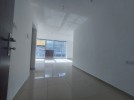 First floor office with glass facades for rent in the 5th Circle, 50m