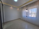 شقة ارضية مع كراج خاص للايجار في عبدون بمساحة بناء 180م