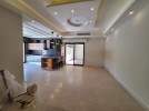 شقة مع مسبح للايجار في عبدون بمساحة بناء 220م