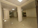 مكتب ارضي طابقي بعدة مداخل للايجار في الشميساني، مساحة المكتب 250م
