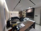 commercial showroom for rent on Mecc Street, of 146m